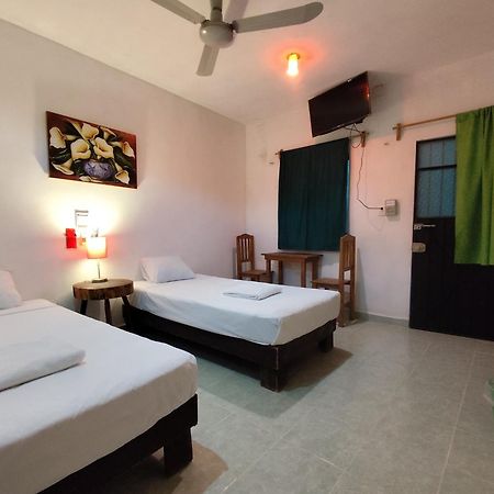 Alojamiento Ya'Ax Nah Playa del Carmen Zewnętrze zdjęcie