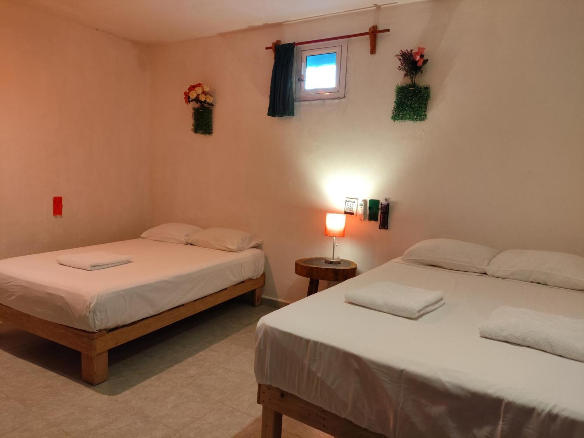 Alojamiento Ya'Ax Nah Playa del Carmen Zewnętrze zdjęcie