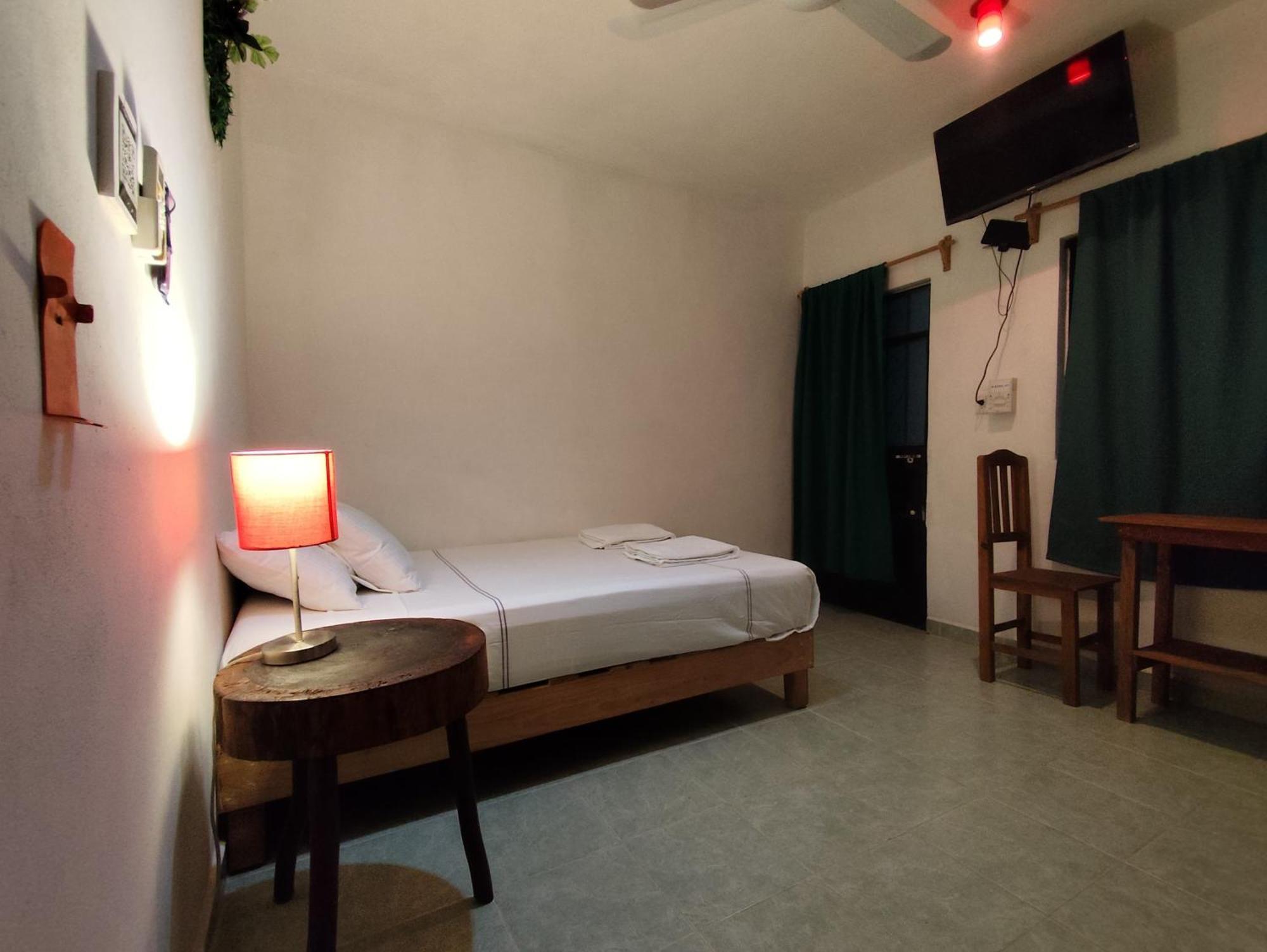 Alojamiento Ya'Ax Nah Playa del Carmen Zewnętrze zdjęcie